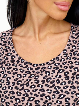 Платье женское, цвет бежевый