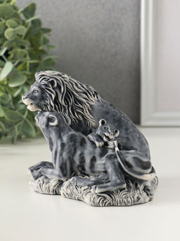Сувенир "Семья львов" 8,5 см