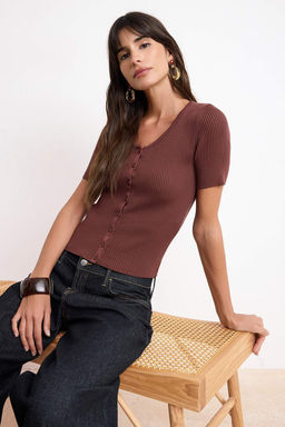 Kahverengi More Sustainable Basic V Yaka Bluz TWOSS26BZ00504 - Trendyolmilla фото 2