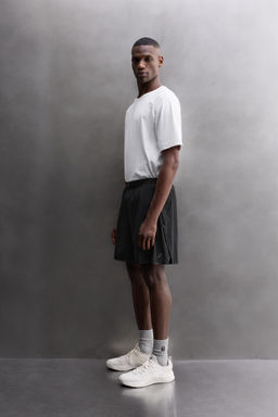 PERFORATED COMBI SHORTS - Zara фото 9