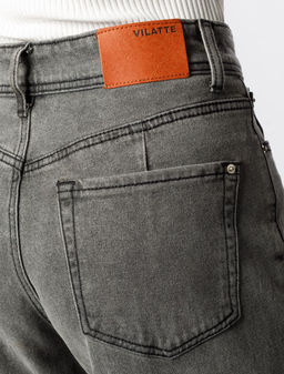 D54.065 Джинсы женские светло-серый