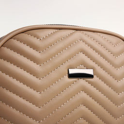 Сумка женская кросс-боди на молнии, 19×7×15 см, бежевая