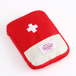 Косметичка-аптечка походная на молнии, с отделами, на подкладке, алая