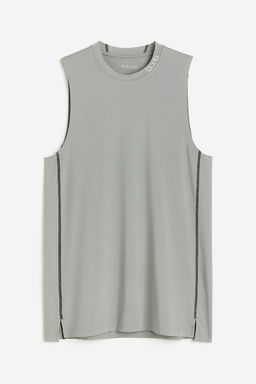 Camiseta de deporte en DryMove Muscle Fit