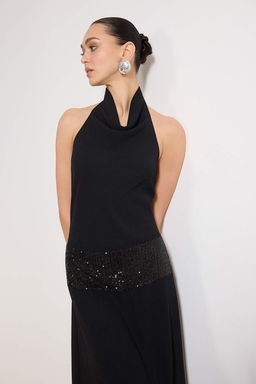 Siyah Duz Bel Payet Detayl? S?rt Dekolteli Maxi Abiye & Mezuniyet Elbisesi TPRSS26AE00020 - Trendyolmilla фото 2
