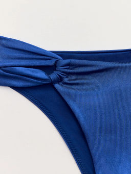 Трусы купальные женские ZR2605122617-40 / Zarina