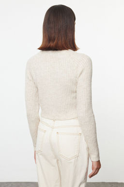 Gul Kurusu Crop Yumusak Dokulu Basic Triko Kazak TWOAW22KZ1453 - Trendyolmilla фото 13