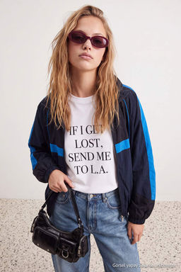 Lacivert Oversize Kal_p Renk Bloklu Yazl_k Mont TWOAW27MO00136 - Trendyolmilla фото 4