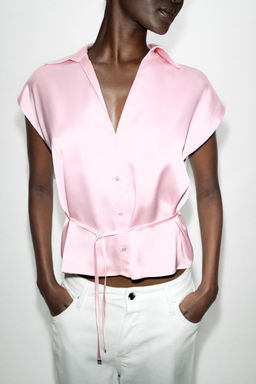 CAMISA SATINADA MANGA CORTA CINTUR?N / Rosa