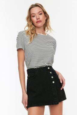 Siyah Dugme Detayl? Kruvaze Yuksek Bel Denim Sort Etek TWOSS22SR0448