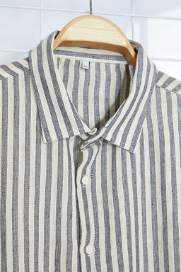 Lacivert Regular Fit Cizgili Dokulu Buyuk Beden Gomlek TMNSS24AX00015