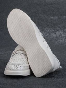 03-YD14-2D MILK WHITE Лоферы женские (натуральная кожа)