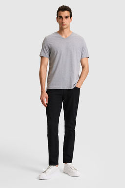 Erkek Regular Fit V Yaka Ta_ Basic Ti__rt