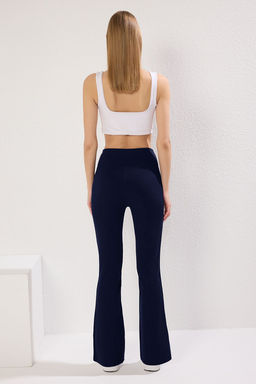 TRENDYOLMILLA Siyah Fitilli Ispanyol Paca Yoga Orme Spor Tayt TWOAW23TY00011 фото 19