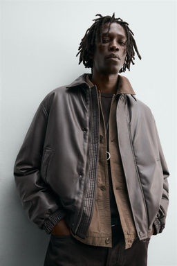 RELAXED FIT LEATHER EFFECT JACKET - Zara фото 5