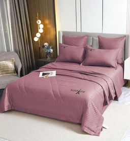 Одеяло MAISON DOR Страйп Сатин с простыней и наволочками L288-86 БРУСНИЧНЫЙ