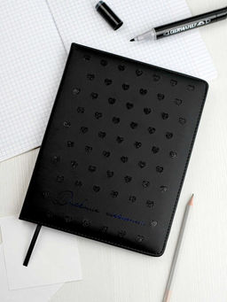 Дневник школьный арт. 68700 / 15 СЕРДЕЧКИ НА ЧЕРНОМ