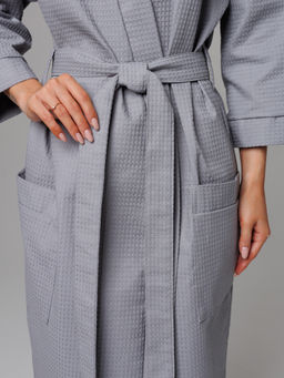 Женский укороченный вафельный халат с планкой серый В-11 (20)