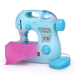 Швейная машинка "Рукодельница-1" в коробке