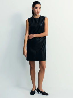 Платье миди из искусственной кожи / Zarina