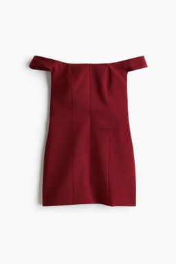 Vestido off-the-shoulder