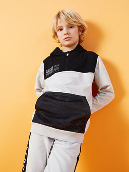 Bask?l? Uzun Kollu Erkek ?ocuk Hoodie