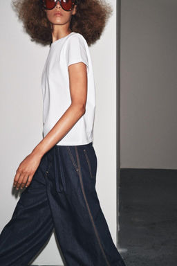 REGULAR RIPPED T-SHIRT - Zara фото 4