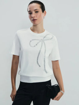 Футболка с бантом из блесток / Zarina