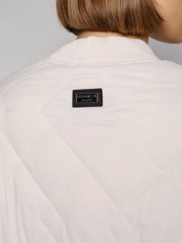 Куртка женская 12411-22033 milk - Eleganzza фото 6