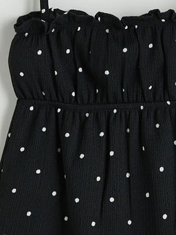 Kare Yaka Puantiyeli K?z ?ocuk Atlet