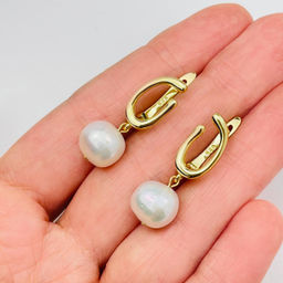 Серьги из белого Жемчуга