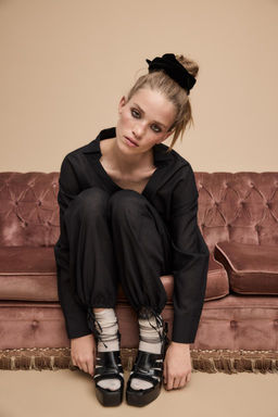 OVERSIZE SHIRT WITH BACK EMBROIDERY - Zara фото 2