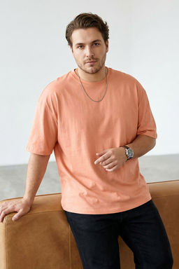 Buyuk Beden Turuncu Oversize/Genis Kesim %100 T-Shirt TMNSS23TS00139