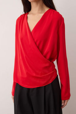 K?rm?z? Kruvaze Saten Dokuma Bluz TWOAW24BZ00423 Beden