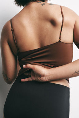 POLYAMIDE BLEND TOP - Zara фото 15