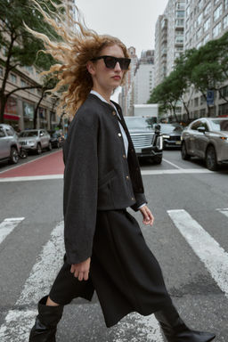 LONG BERMUDA SHORTS WITH CONTRAST STITCHING - Zara фото 3