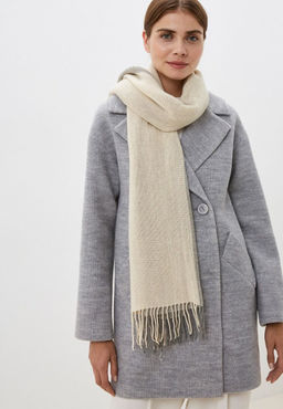 Палантин сливочного и серого цветов с бахромой