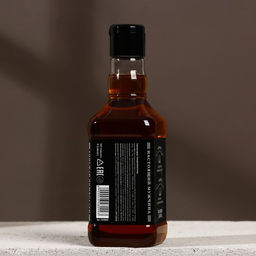 Подарочный набор «Крутой мужик», гель для душа виски 250 мл и мыло для рук 80 г, Чистое счастье