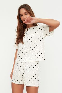 Trendyolmilla Beyaz %100 Pamuklu Puantiyeli ve Kalpli Sortlu Orme Pijama Tak?m? THMSS21PT1485 фото 11