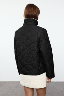 TRENDYOLMILLA Gri Regular Kal?p Dik Yaka Kapitone Mont TWOAW25MO00175  фото 10