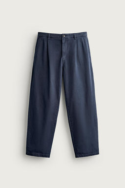 PANTAL?N CHINO STRAIGHT FIT PLIEGUES / Marino