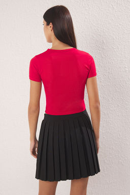 TRENDYOLMILLA Antrasit Fitted/Vucuda Oturan Nak?sl? Orme T-Shirt TWOSS25TS00082 фото 4