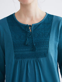 Ba?lamal? Yaka Nak??l? Bluz