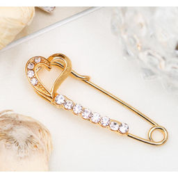 Булавка «Сердце», 3.5 см, белая в золоте