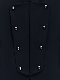 Приталенный жакет с декоративными пуговицами / Zarina