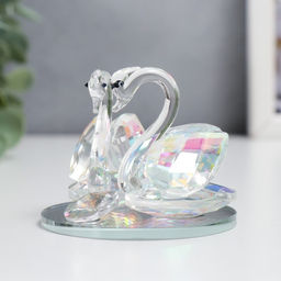 Фигурка стекло «Лебеди с бриллиантом», прозрачная голография, 6.5×6×5 см