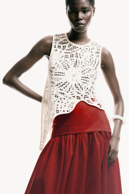 Top asim?trico efecto crochet - H&m фото 3