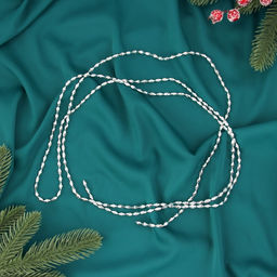 Цена за 4 шт. Бусы на ёлку 2 м d=3 мм Овалы грани серебро