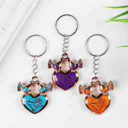 Цена за 12 шт. Брелок для ключей на кольце Голубки на сердце, пластик под металл, 3?3.7 см, МИКС