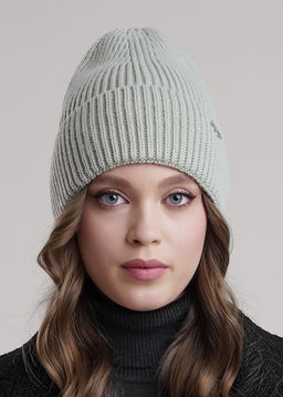 Шапка женская